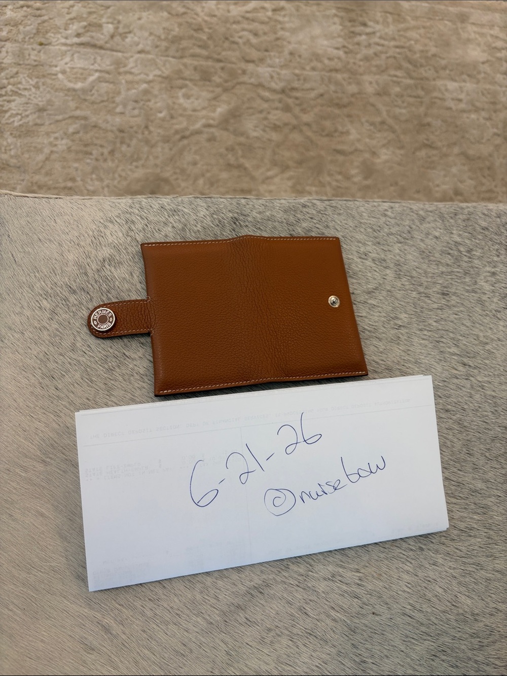 HERMES R.M.S. Card Wallet in Evergrain calfskin (gold/gold) - Picture 8 of 11